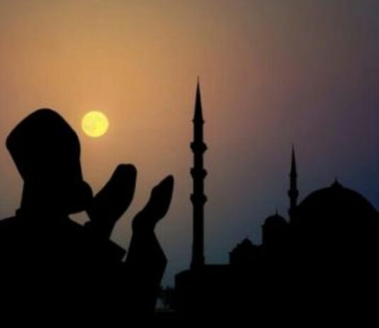 Kisah Sangat Menggetarkan: Rasulullah Sholallohu ‘Alaihi wa Salam Menangis Semalaman Membaca Satu Ayat