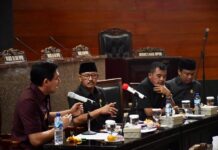 Penuhi Undangan DPRD, Wabup Lucky Hakim Tegaskan Terjadi Disharmoni dengan Bupati Nina