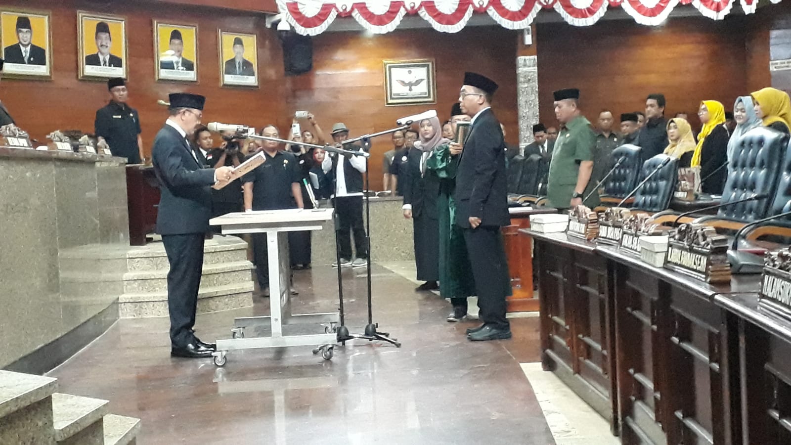 Resmi Jadi Anggota DPRD Indramayu, Andikan Diminta Tingkatkan Kearifan ...