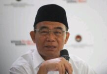 Dampak Antrian Panjang dan Lama, Banyak Lansia Berhaji padahal Resiko Kesehatannya Tinggi