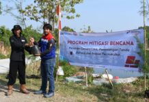 Upaya Pengendalian Abrasi dan Peduli Lingkungan, Kilang Balongan Tanam 100 Cemara Laut di Pesisir Pantai
