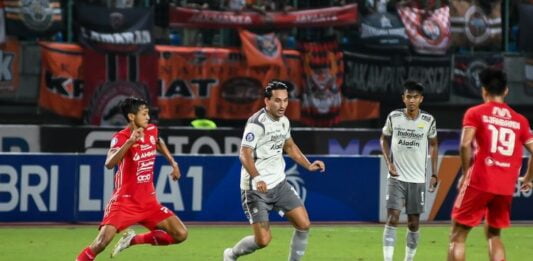 Duel Persija vs Persib Jumat (31/3/2023) dalam laga tunda pekan ke-28 Liga 1 2022-2023, di Stadion Patriot Candrabhaga Bekasi. (KOMPAS.com/Adil Nursalam)