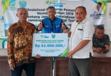 Jadi Peserta BPJS Ketenagakerjaan, Hj. Wirminah Dapat Santunan Kematian Rp 42.000.000,00