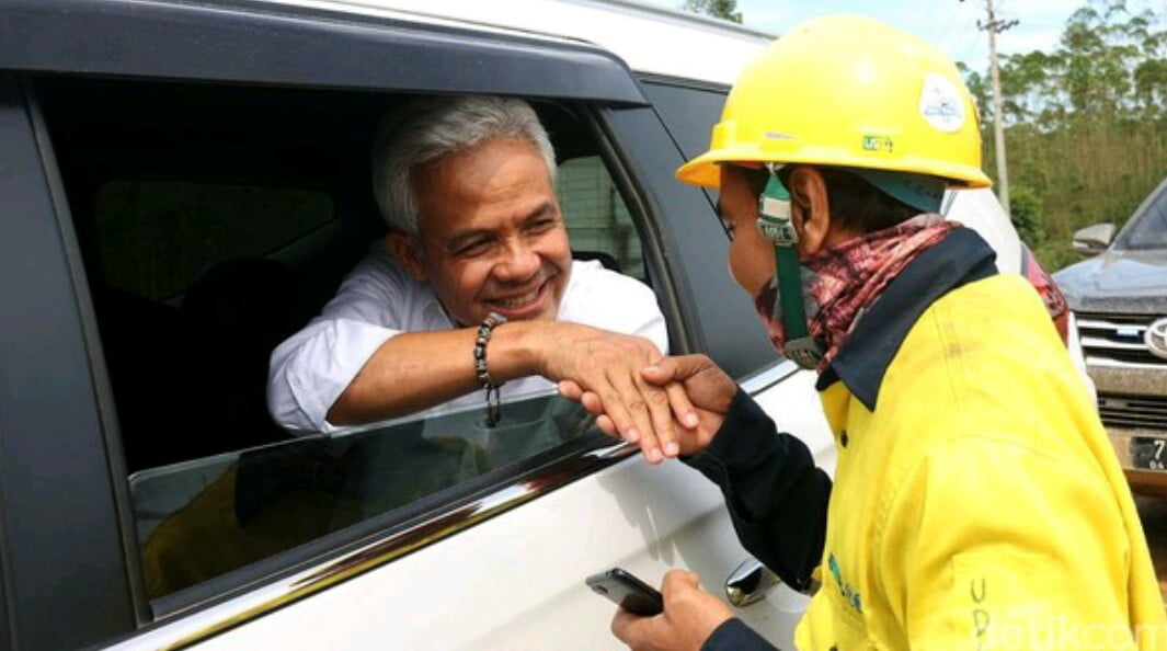 Jika Terpilih Jadi Gubernur Jatim, Bu Risma Akan "Ngantor" di Daerah, Mengapa?