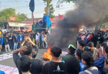 Islam tidak Membenarkan Mengerahkan Massa untuk Menekan Pemerintah