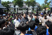 Islam tidak Membenarkan Mengerahkan Massa untuk Menekan Pemerintah