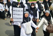Saat Penguasa Berbuat Semena-mena dan Zholim, Maka Bersabarlah!