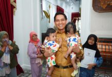 Bunda, Simaklah! Inilah 8 Ganguan Kesehatan pada Bayi bila Diberi Minum Kopi Â